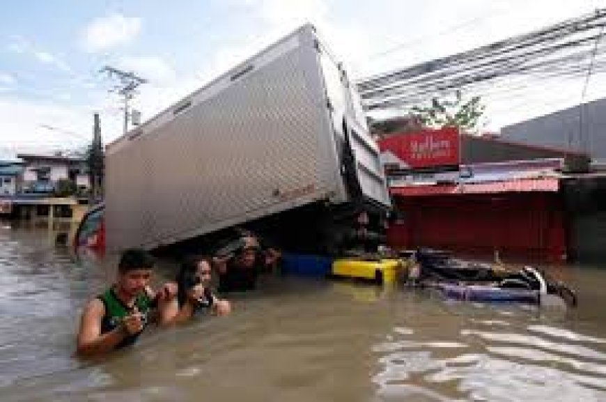 Philippines in Crisis: Deadly Floods and Landslides Follow Tropical Storm Trami